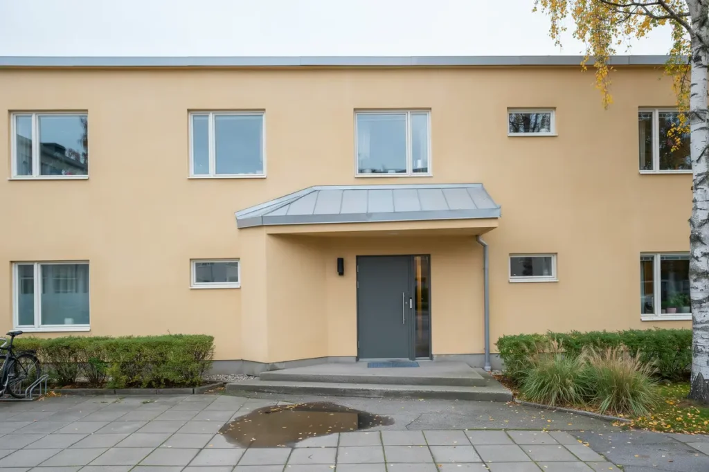 bandt ckning av entr tak p flerbostadshus i h gerstens sen h gersten